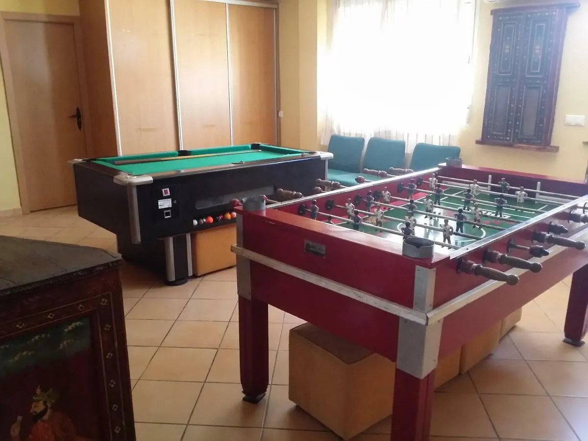 Hacienda Dona Lola Villa Málaga 0*,  İspanya
